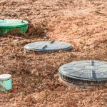 Betonowe zbiorniki na ścieki – na co zwrócić uwagę przed zakupem krok po kroku